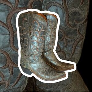 RARE Lucchese Olive Teal Leather Cowgirl Boots
Size 8.  Excellent condition!